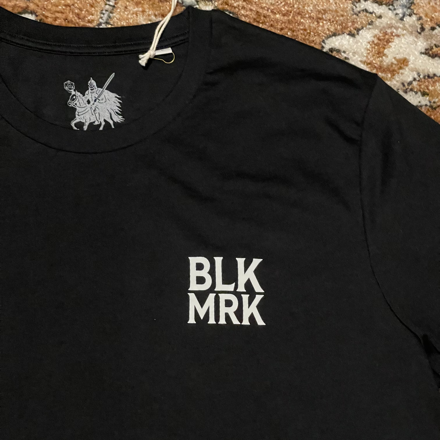 Dragon Tower Short sleeve T-shirt in black